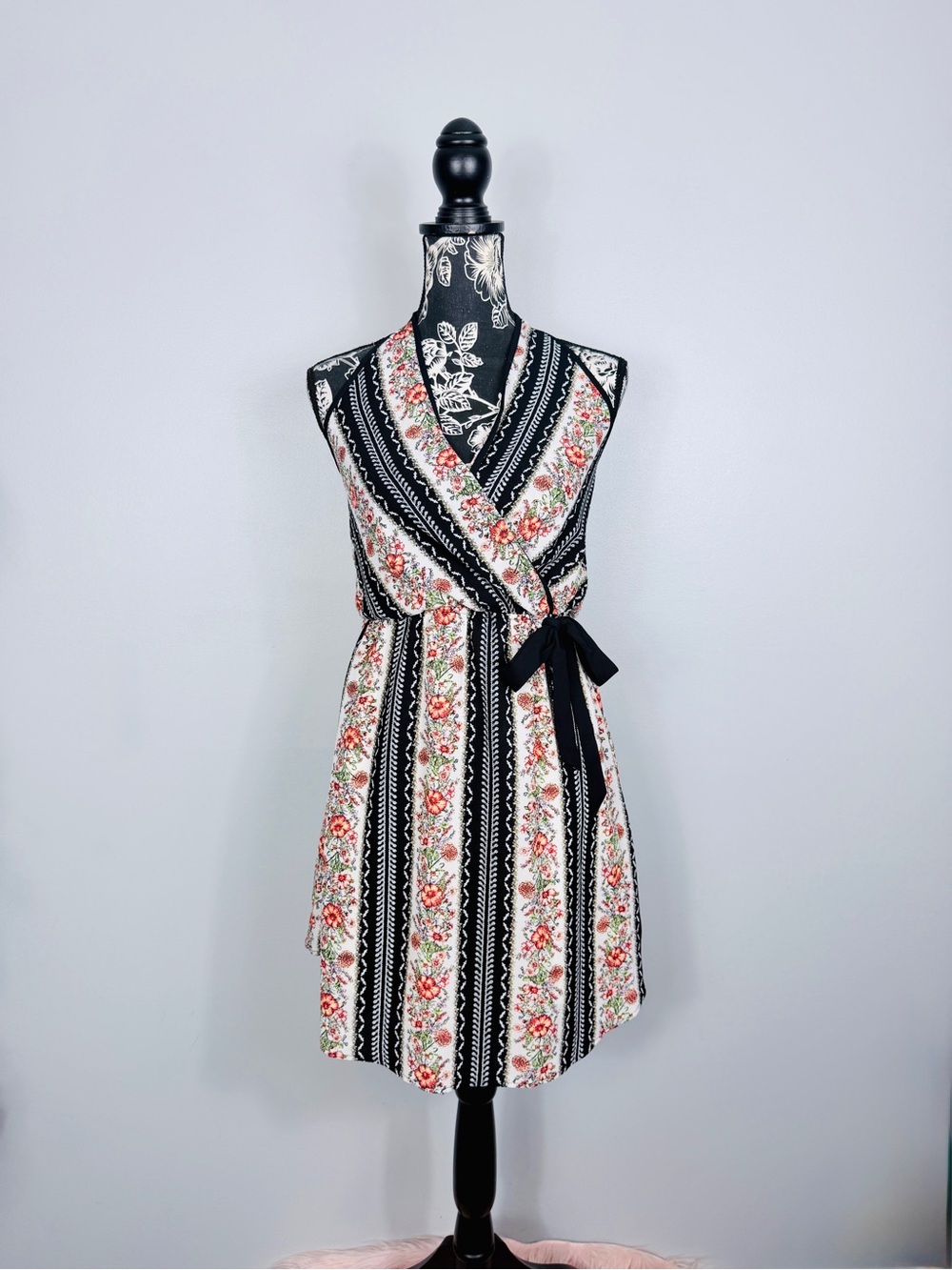 Monteau halter floral black stripe faux wrap soft textured dress size medium